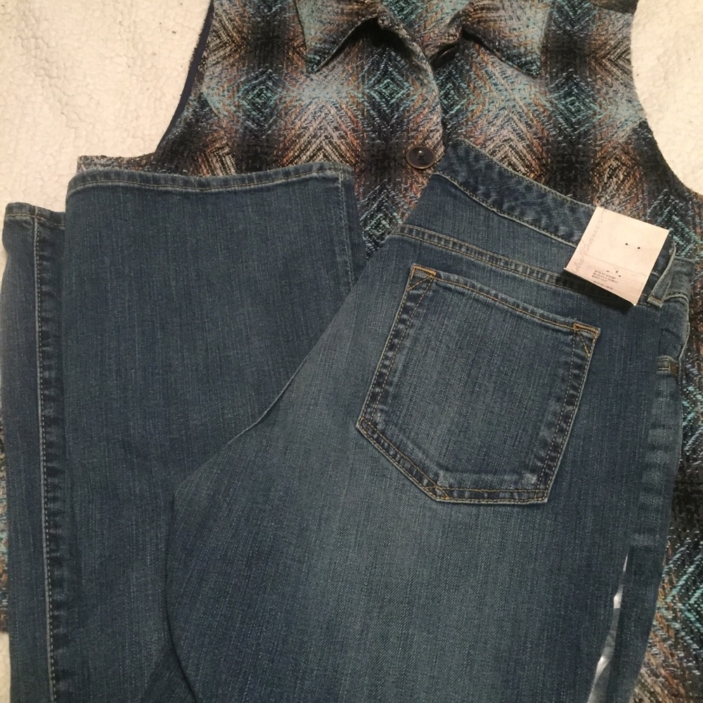 Eddie Bauer slightly curvy boot fit Jeans inseam 34 NWT